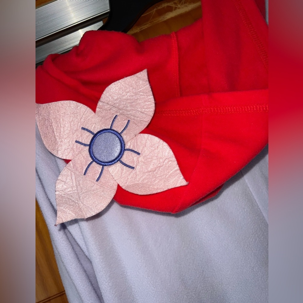 Disney Brand Ariel Zip up PJ’s - Picture 5 of 6